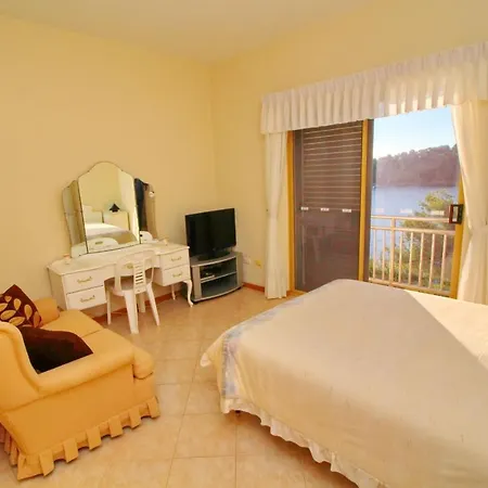 Apartments Villa Steffi * Prizba