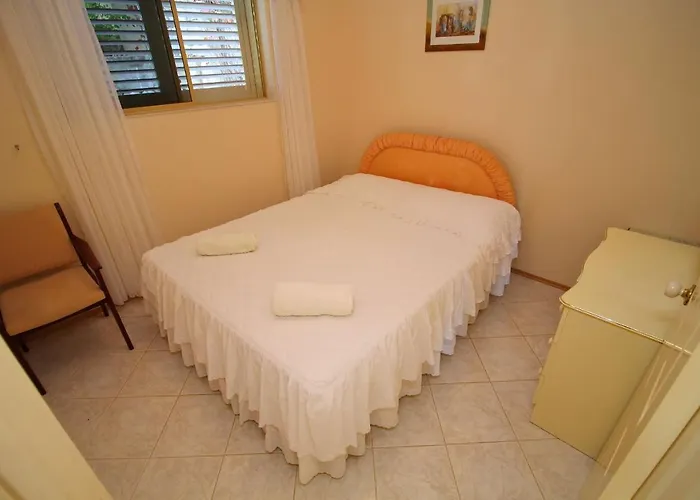 Steffi アパート プリズバ